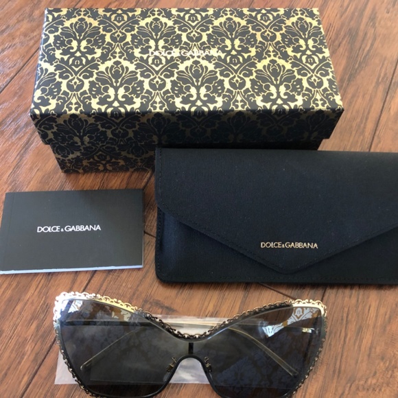 Dolce and Gabbana Damask Gold luxury sun glasses main image 6
